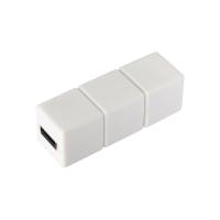 USB-флешка на 32 ГБ