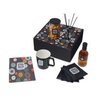 Подарочный набор Re: y. Treat с кружкой, сиропом и попкорном