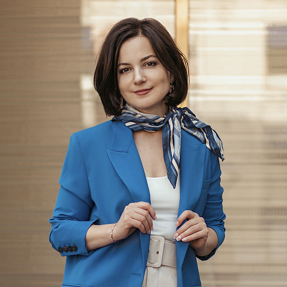 Елена Корнилова